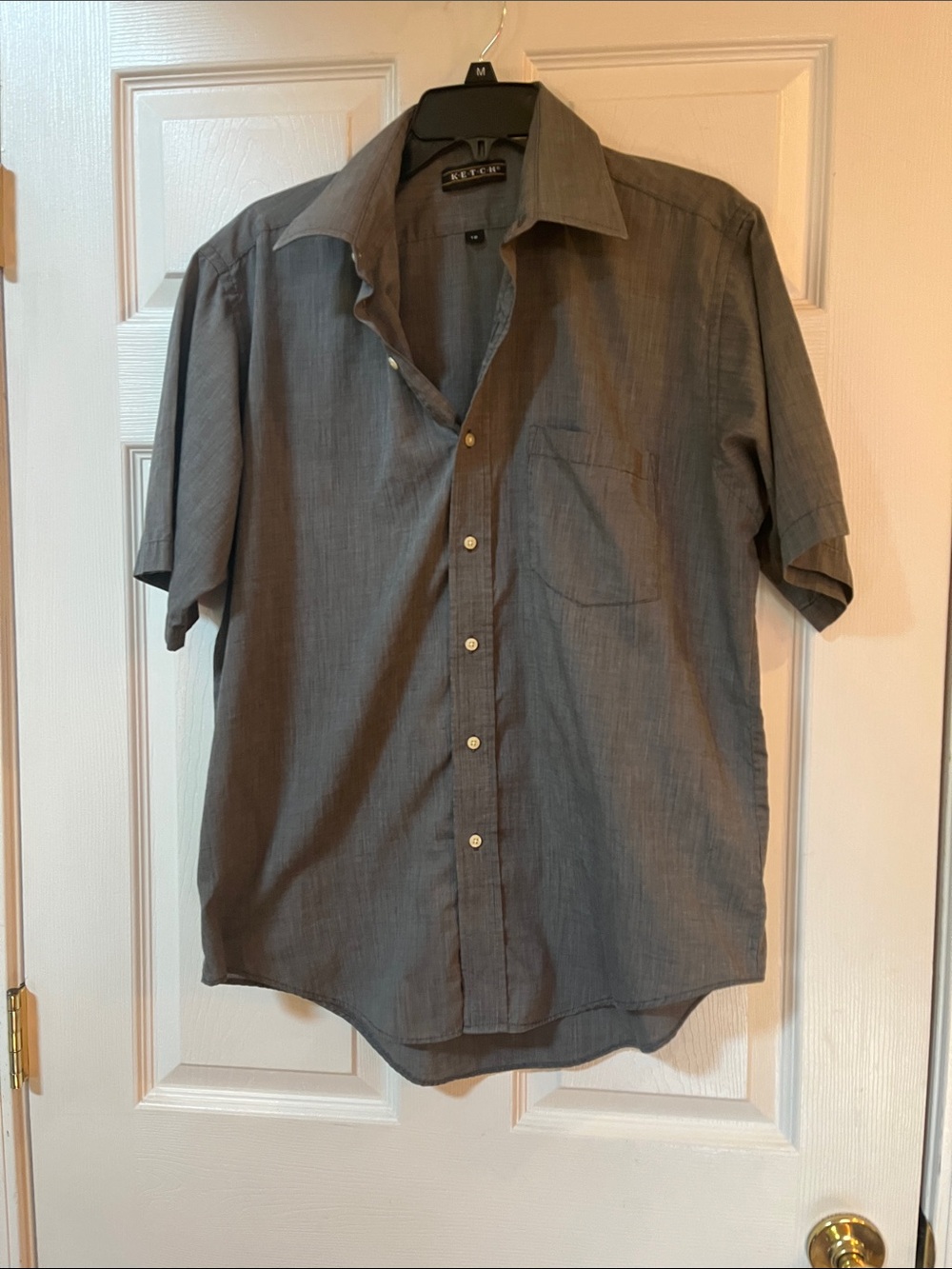 Men's Casual Short-Sleeve Button-Down Shirt — Gray